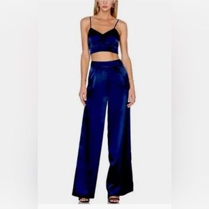House of Harlow 1960-2 piece satin pants/ halter top set size 10 midnight blue